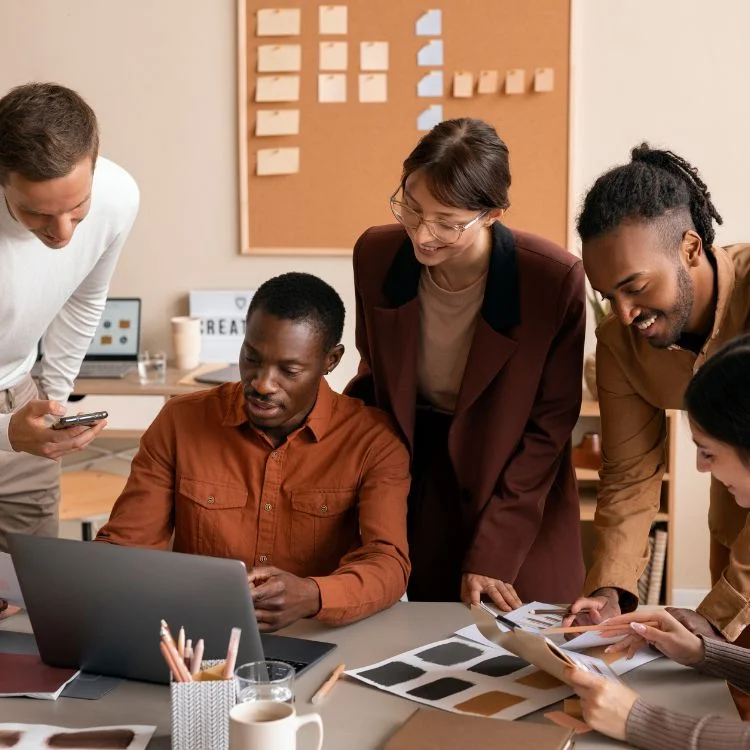 Why Choose Us? for Graphic Design - Ayn Media